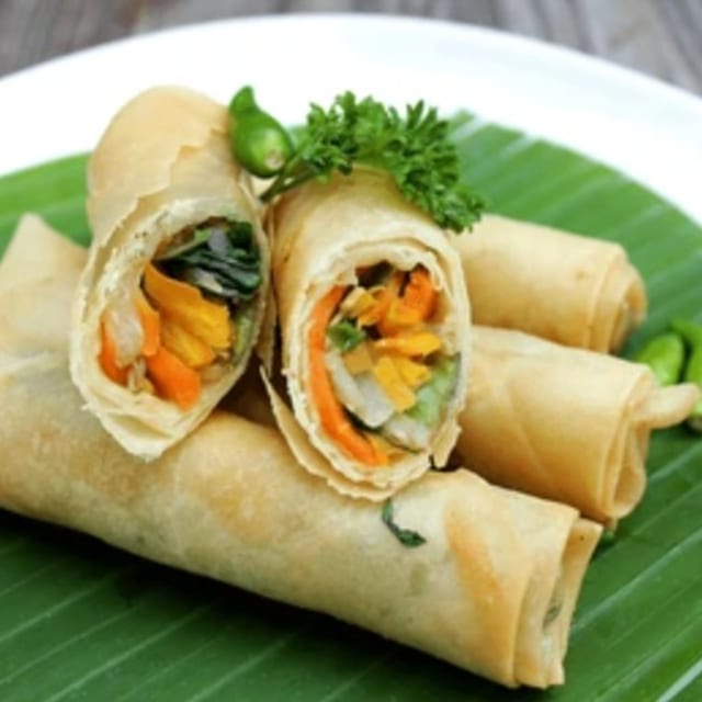 FRESH LUMPIA.