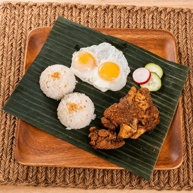 CRISPY PATA SILOG.
